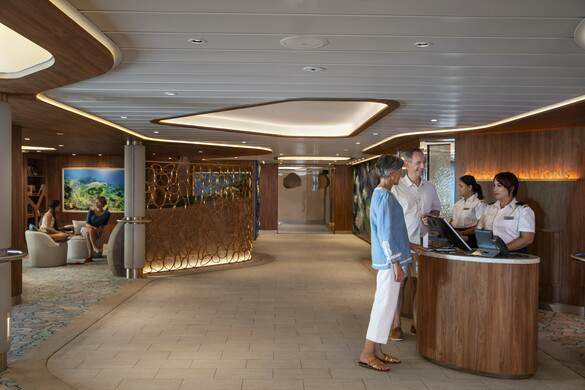 Celebrity Flora - Guest Relations 1, ©CEL.jpg